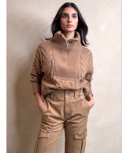 Banana Republic(バナナリパブリック)の「Sierraモールスキンカーゴパンツ(カーゴパンツ・レディース・アイボリー/キャメル・0/2/4/00/6)」の13枚目の写真