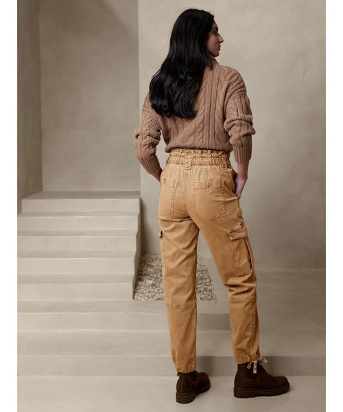 Banana Republic(バナナリパブリック)の「Sierraモールスキンカーゴパンツ(カーゴパンツ・レディース・アイボリー/キャメル・0/2/4/00/6)」の3枚目の写真