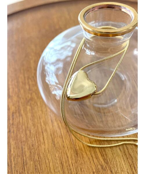 Ungrid（アングリッド）の「ハートモチーフネックレス（ネックレス・レディース・シルバー/ゴールド・FREE）」の4枚目の写真