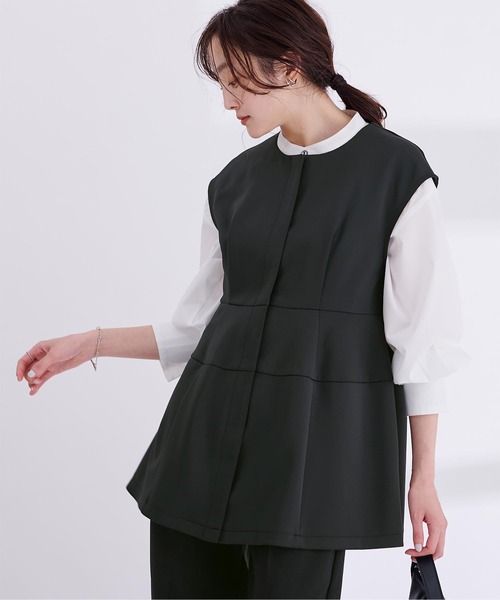 UR'S（ユアーズ）の「ボンディングペプラムトップス／ジレ（ベスト・レディース・ホワイト/ブラック/ネイビー/ライトブルー/ダークブラウン・S/M/L）」の14枚目の写真