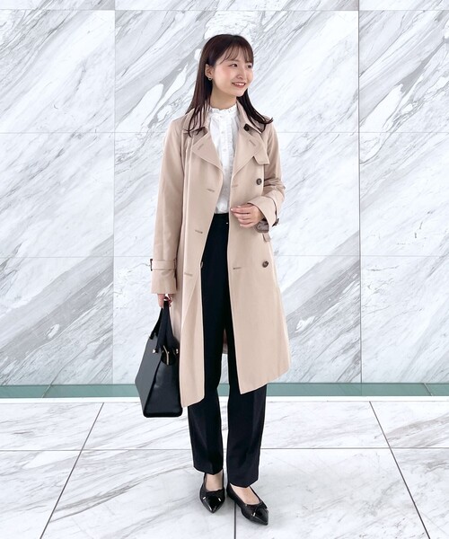 エステネージュスタンドフリルブラウス