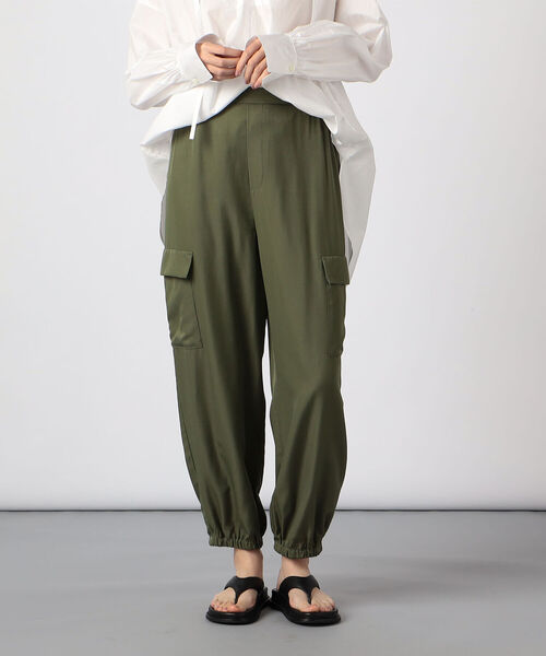 NOLLEY’S(ノーリーズ)の「フィラメントカルゼカーゴパンツ(カーゴパンツ・レディース・ホワイト/オリーブ・36/38)」の2枚目の写真