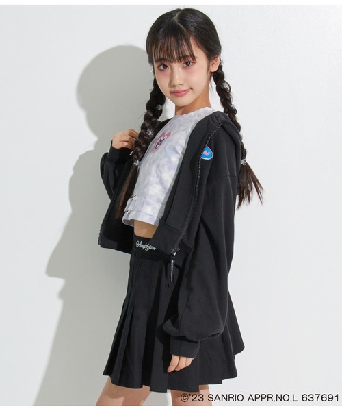 ANAP GｉRL（アナップガール）の「ANAPGIRL×クロミクロップドパーカー（パーカー・キッズ・ブラック/ラベンダー・S/M/XS）」の22枚目の写真