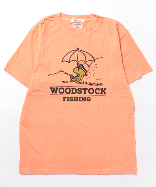 PEANUTS(ピーナッツ)の「LUMBER SNOOPY PRINT T-SHIRTS(Tシャツ/カットソー・メンズ・オレンジ/チャコール/アイボリー・M/L)」の3枚目の写真