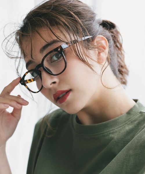 DONOBAN(ドノバン)の「【UVカット率 99%以上】 ボスリントンメガネ(メガネ・レディース・ブラウン/ブラック系その他/ブラック/ブラウン系その他・ONESIZE)」の4枚目の写真