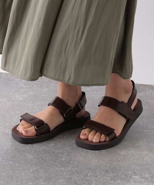 GLOBAL WORK(グローバルワーク)の「らくっションフィットベルトサンダル/189465(サンダル・レディース・アイボリー/ブラウン/ブラック・LARGE/MEDIUM)」の9枚目の写真