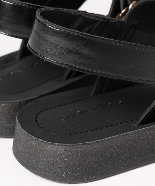 GLOBAL WORK(グローバルワーク)の「らくっションフィットベルトサンダル/189465(サンダル・レディース・アイボリー/ブラウン/ブラック・LARGE/MEDIUM)」の17枚目の写真