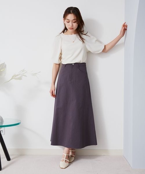 mysty woman（ミスティウーマン）の「Ｔストラップパンプス 199976（パンプス・レディース・オフホワイト/ブラック・MEDIUM/LARGE）」の4枚目の写真