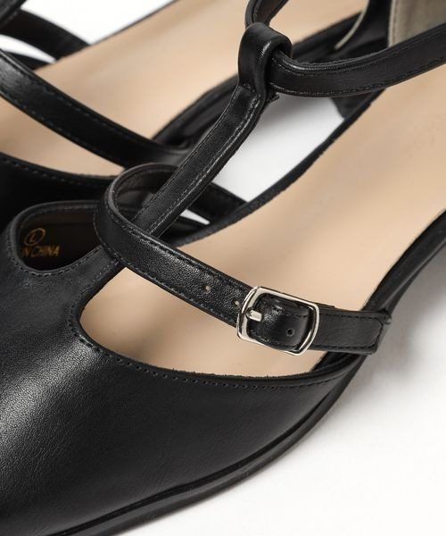 mysty woman（ミスティウーマン）の「Ｔストラップパンプス 199976（パンプス・レディース・オフホワイト/ブラック・MEDIUM/LARGE）」の17枚目の写真