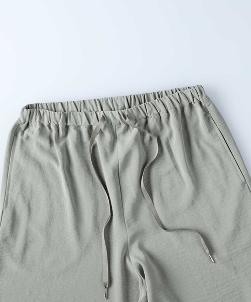 HONEYSUCKLE ROSE（ハニーサックルローズ）の「【接触冷感】【HONEYSUCKLE ROSE】サラサラスリットイージーパンツ（その他パンツ・レディース・カーキブラウン/ブラック・M-L）」の21枚目の写真