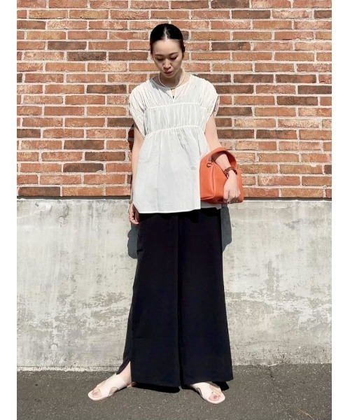 HONEYSUCKLE ROSE（ハニーサックルローズ）の「【接触冷感】【HONEYSUCKLE ROSE】サラサラスリットイージーパンツ（その他パンツ・レディース・カーキブラウン/ブラック・M-L）」の14枚目の写真