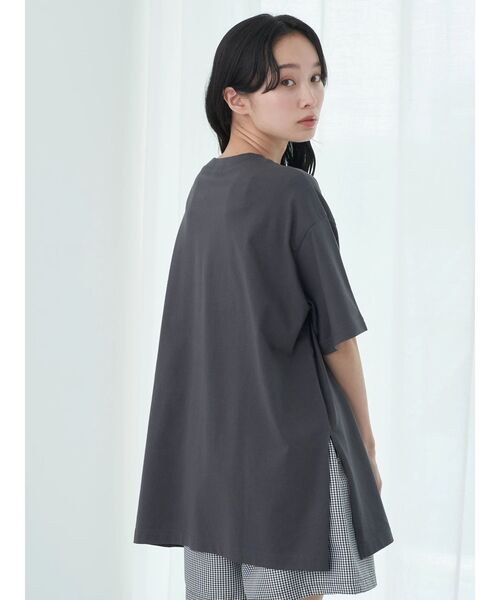 earth music&ecology(アースミュージックアンドエコロジー)の「フルーツプリントTEE(Tシャツ/カットソー・レディース・ベージュ/オフホワイト/チャコールグレー・FREE)」の11枚目の写真