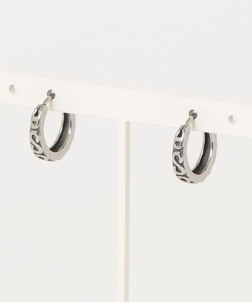 JOHN'S CLOSET(ジョンズクローゼット)の「【40】バリエーションピアス 〔両耳用/2個セット〕(ピアス(両耳用)・メンズ・シルバー系その他/シルバー系その他2/シルバー系その他3/シルバー系その他4/シルバー系その他5/シルバー系その他6/シルバー系その他7/シルバー/シルバー系・FREE)」の9枚目の写真