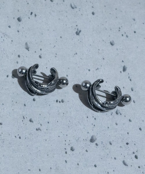 JOHN'S CLOSET(ジョンズクローゼット)の「【40】バリエーションピアス 〔両耳用/2個セット〕(ピアス(両耳用)・メンズ・シルバー系その他/シルバー系その他2/シルバー系その他3/シルバー系その他4/シルバー系その他5/シルバー系その他6/シルバー系その他7/シルバー/シルバー系・FREE)」の6枚目の写真