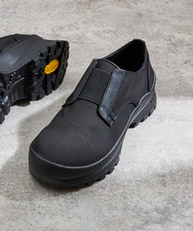 And A（アンドエー）の「PADRONE パドローネ / FRONT GORE SHOES VIBRAMソールフロントゴアシューズ / PU8840-2004（スニーカー）」