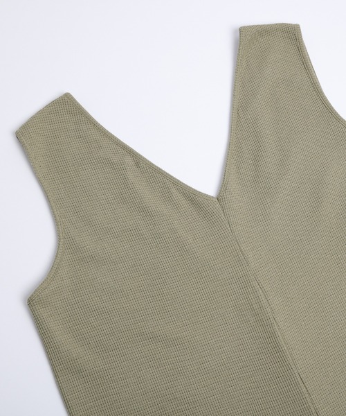 AMELY（エミリー）の「2Wayワッフルサロペット（サロペット/オーバーオール・レディース・ブラウン/オフホワイト/カーキ/ブラック/グレー/チャコールグレー/ブルー/ベージュ系・C/M/L）」の22枚目の写真