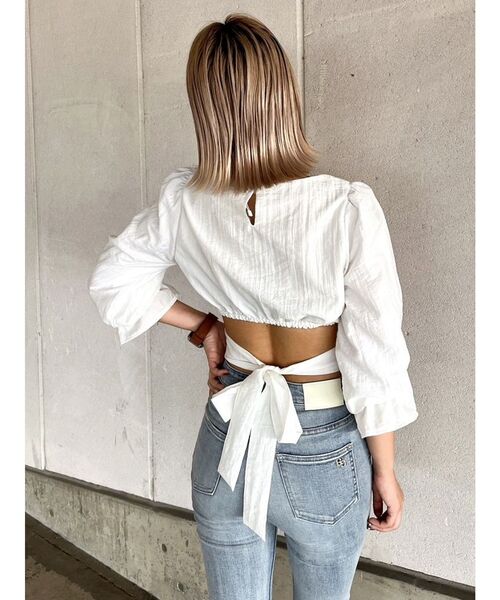 GYDA(ジェイダ)の「BACKリボン スクエアネック BL(シャツ/ブラウス・レディース・ブラック/オリーブ/オフホワイト・FREE)」の16枚目の写真