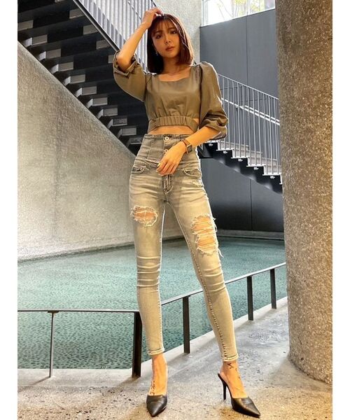 GYDA(ジェイダ)の「BACKリボン スクエアネック BL(シャツ/ブラウス・レディース・ブラック/オリーブ/オフホワイト・FREE)」の9枚目の写真