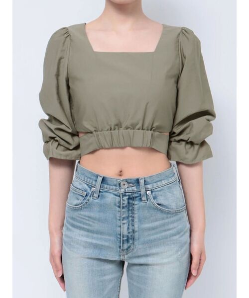 GYDA(ジェイダ)の「BACKリボン スクエアネック BL(シャツ/ブラウス・レディース・ブラック/オリーブ/オフホワイト・FREE)」の6枚目の写真