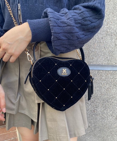 one after another NICE CLAUP（ワンアフターアナザーナイスクラップ）の「ハートエンブレム付きバッグ（ショルダーバッグ・レディース・シルバー/ブラック/ピンク・FREE）」の8枚目の写真