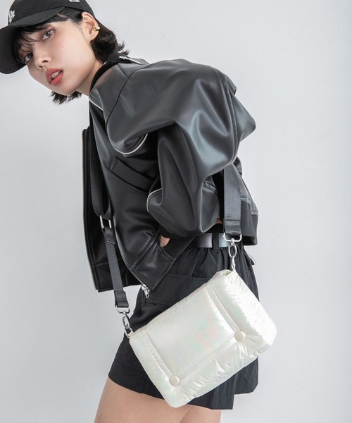 PAGEBOY（ページボーイ）の「ミニパテッドショルダー（ショルダーバッグ・レディース・ホワイト系その他/ブラック・FREE）」の6枚目の写真