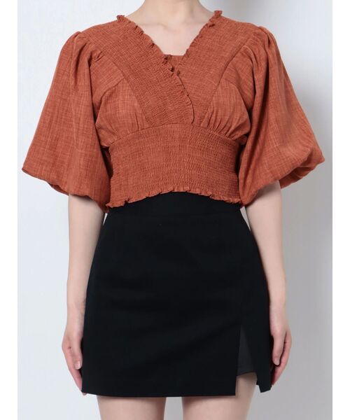 EMODA（エモダ）の「SHIRRING MINI TOP（Tシャツ/カットソー・レディース・ブルー/オレンジ/その他/ホワイト・FREE）」の3枚目の写真