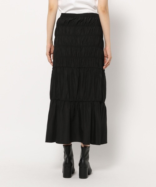 LOWRYS FARM（ローリーズファーム）の「シャーリングフレアスカート　982537（スカート・レディース・ブラック/カーキ/アイボリー・FREE）」の17枚目の写真