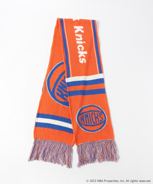 NBA（エヌビーエー）の「WEB限定【Off The Court by NBA】Team Color Muffler（マフラー・メンズ・ブラック/ネイビー/レッド/パープル/グリーン/オレンジ/ブルー系その他・FREE）」の7枚目の写真