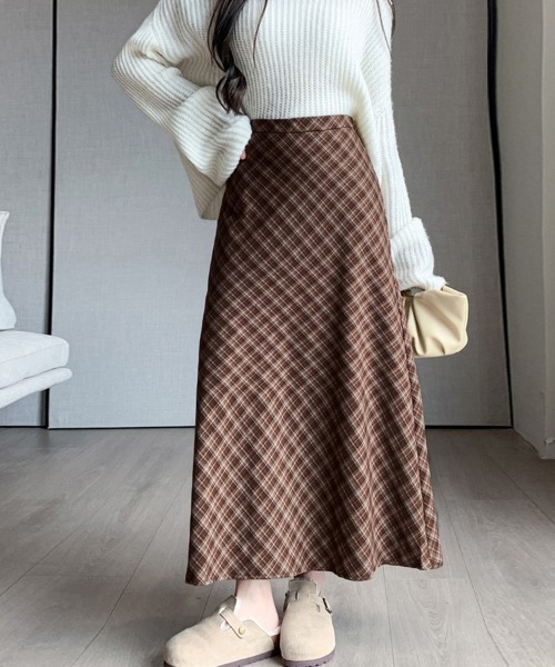 Doux Belle（ドゥーベル）の「グレンチェックロングスカート（スカート・レディース・ブラック/ブラウン系その他・MEDIUM）」の18枚目の写真