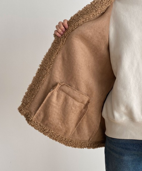 CANAL JEAN（キャナルジーン）の「RCW BLUE LABEL　フェイクムートンジャケット（ムートンコート・レディース・ベージュ/ブラウン・ONE SIZE）」の17枚目の写真