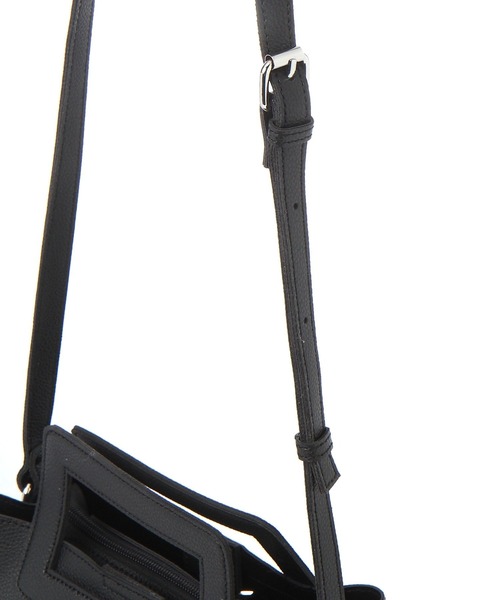 LAKOLE(ラコレ)の「2WAYスクエアミニショルダーBAG / 991652(ショルダーバッグ・レディース・ホワイト/ブラック/シルバー/イエロー・FREE)」の13枚目の写真