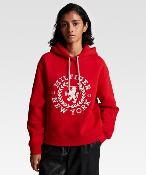 TOMMY HILFIGER(トミーヒルフィガー)の「レギュラークレストパーカー(パーカー・レディース・レッド/ネイビー・X-SMALL/SMALL/MEDIUM)」の14枚目の写真