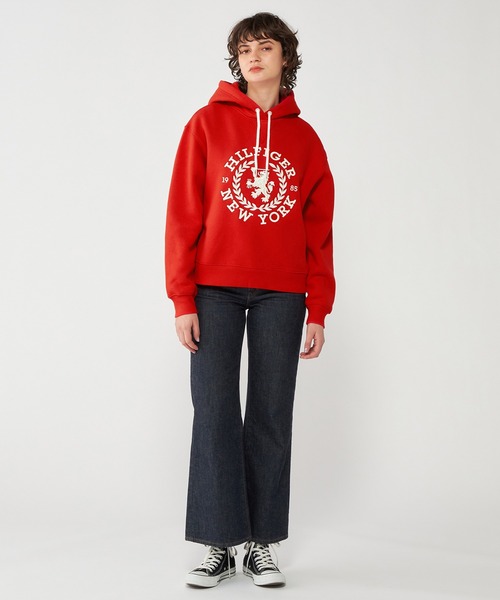 TOMMY HILFIGER(トミーヒルフィガー)の「レギュラークレストパーカー(パーカー・レディース・レッド/ネイビー・X-SMALL/SMALL/MEDIUM)」の11枚目の写真