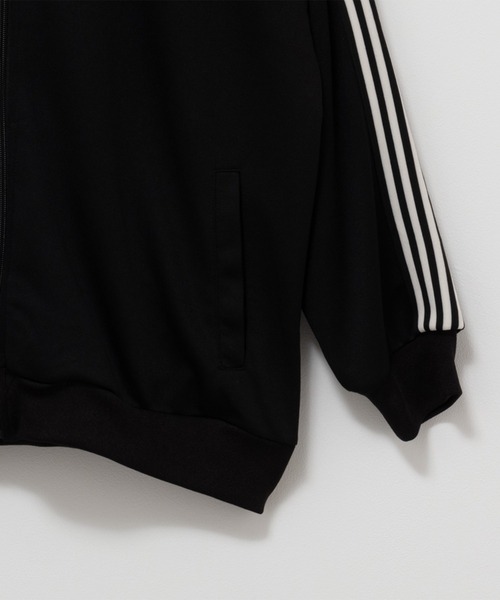 Red Cap Girl(レッドキャプガール)の「RED CAP GIRL レッドキャップガール バックプリントトラックジャケット(ジャージ・メンズ・ブラック/アイボリー・L/M)」の8枚目の写真