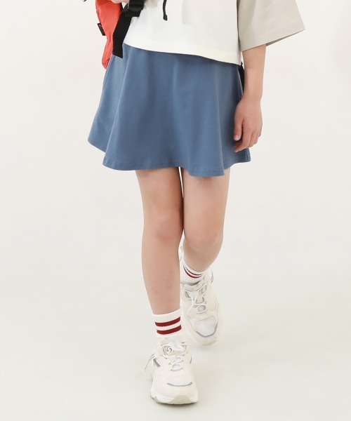 devirock(デビロック)の「【両側ポケット付き】1分丈 無地スカッツ(スカート・キッズ・グレー系1/ピンク系7/ブラック/ブルーグレー/ブルー系6/パープル系3/スモークピンク/グリーン系その他2/ピンク系6/チャコール/オレンジ系2/イエロー系1・80cm/90cm/100cm/110cm/120cm/130cm/140cm/150cm/160cm)」の1枚目の写真