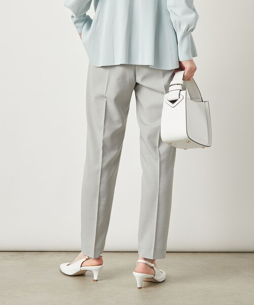 NOLLEY’S Sophi(ノーリーズソフィ)の「《セットアップ対応》ウォッシャブルライトテーパードパンツ(その他パンツ・レディース・サックスブルー/ライトグレー/ネイビー/オフホワイト・34/36/38)」の12枚目の写真