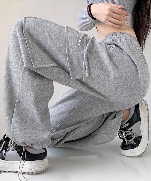 SHEENA(シーナ)の「スウェットカーゴパンツ(スラックス・レディース・ピンク/ライトグレー/ブラック/グレー・M)」の1枚目の写真