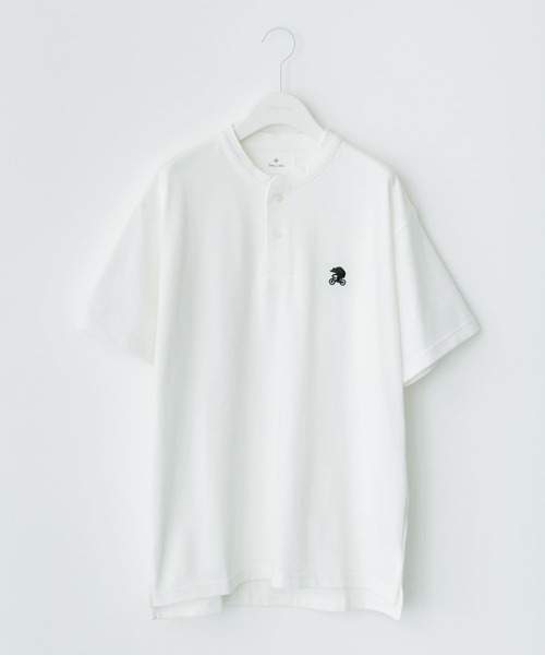 URBAN RESEARCH Sonny Label（アーバンリサーチサニーレーベル）の「『吸水速乾』FEELCOOLカノコワンポイント刺繍プルオーバー（Tシャツ/カットソー・メンズ・オフホワイト/ブルー/ブラック・MEDIUM/LARGE）」の2枚目の写真