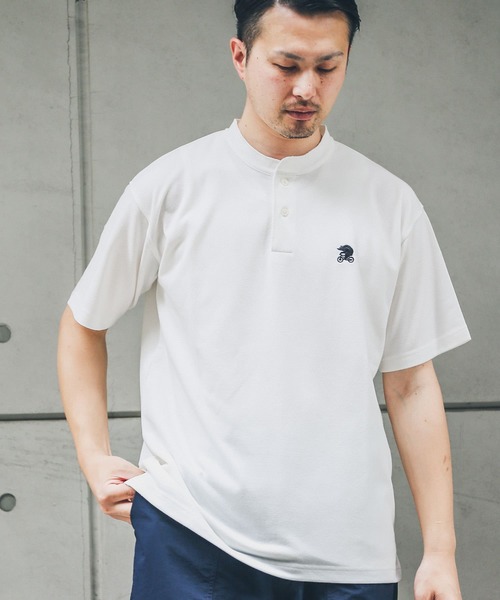 URBAN RESEARCH Sonny Label（アーバンリサーチサニーレーベル）の「『吸水速乾』FEELCOOLカノコワンポイント刺繍プルオーバー（Tシャツ/カットソー・メンズ・オフホワイト/ブルー/ブラック・MEDIUM/LARGE）」の4枚目の写真