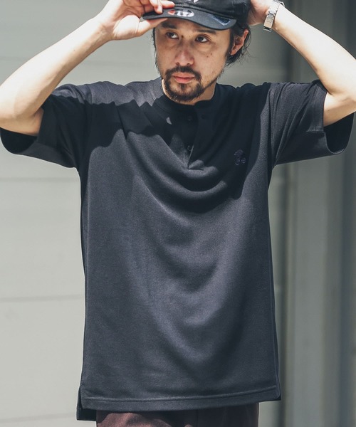URBAN RESEARCH Sonny Label（アーバンリサーチサニーレーベル）の「『吸水速乾』FEELCOOLカノコワンポイント刺繍プルオーバー（Tシャツ/カットソー・メンズ・オフホワイト/ブルー/ブラック・MEDIUM/LARGE）」の7枚目の写真