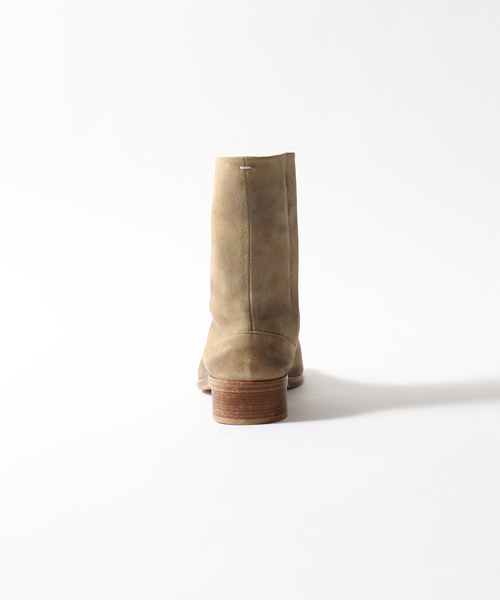 EDIFICE(エディフィス)の「【MAISON MARGIELA / メゾン マルジェラ】 Tabi Ankle Boot H30(ブーツ・メンズ・ベージュ・41/42/43)」の3枚目の写真