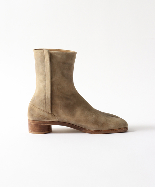 EDIFICE(エディフィス)の「【MAISON MARGIELA / メゾン マルジェラ】 Tabi Ankle Boot H30(ブーツ・メンズ・ベージュ・41/42/43)」の4枚目の写真