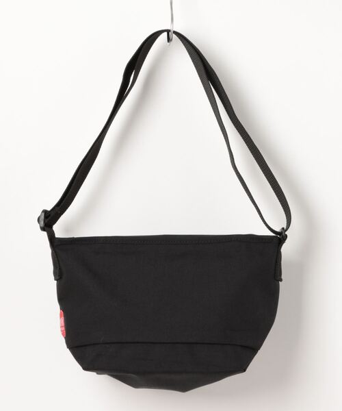 Manhattan Portage(マンハッタンポーテージ)の「Nylon Messenger Bag JR Flap Zipper Pocket NEW YORK CITY(メッセンジャーバッグ・メンズ・ブラック・SMALL)」の15枚目の写真