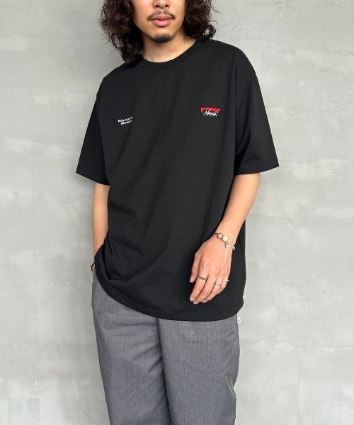 NANGA/ナンガ] 別注 ブランドロゴ刺繍 ショートスリーブTシャツ