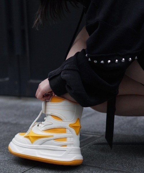 ROYAL FLASH（ロイヤルフラッシュ）の「1807/イチハチゼロナナ/Star