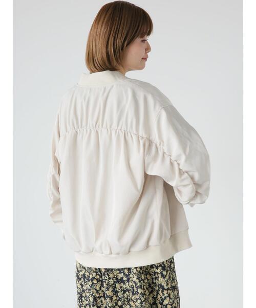 Lugnoncure（ルノンキュール）の「ミリタリーブルゾン（ノーカラージャケット・レディース・カーキ/オフホワイト/ブラック・F）」の2枚目の写真