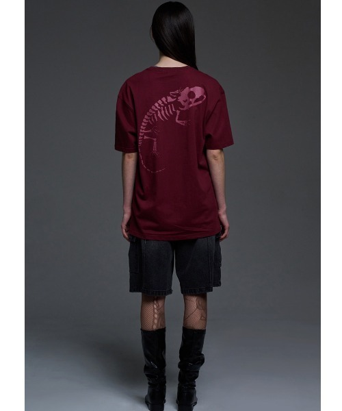FANCY CLUB(ファンシークラブ)の「A'GEM/9 × .kom 『 FANCY CLUB/ファンシークラブ』 LIZARD BORN OVER TEE/リザードボーン Tシャツ(Tシャツ/カットソー・レディース・ボルドー/チャコールグレー・M/L)」の10枚目の写真