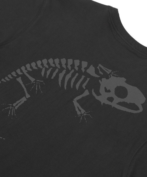 FANCY CLUB(ファンシークラブ)の「A'GEM/9 × .kom 『 FANCY CLUB/ファンシークラブ』 LIZARD BORN OVER TEE/リザードボーン Tシャツ(Tシャツ/カットソー・レディース・ボルドー/チャコールグレー・M/L)」の14枚目の写真