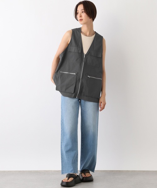 LEPSIM（レプシィム）の「ナイロンポケットベスト　109367（ベスト・レディース・チャコールグレー/ベージュ/グリーン・FREE）」の6枚目の写真