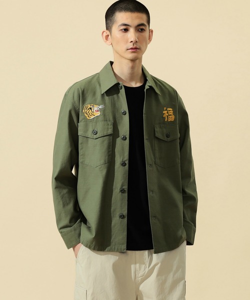 Alpha Industries（アルファインダストリーズ）の「ユーティリティシャツ/ベトジャン刺繍 長袖（VIETNAM）（シャツ/ブラウス・メンズ・ブラック/オリーブ/グレー・MEDIUM/LARGE/X-LARGE）」の15枚目の写真